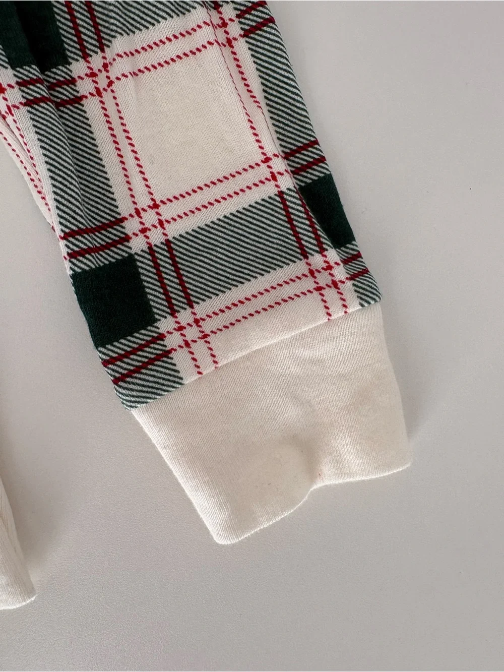 Wondershop White, Green & Red Plaid Kids Pajama Set 2T